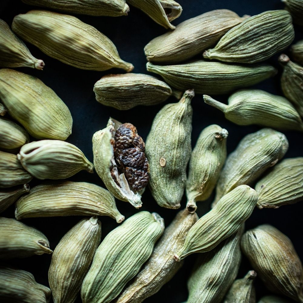 Detailaufnahme Kardamomkapseln, grn