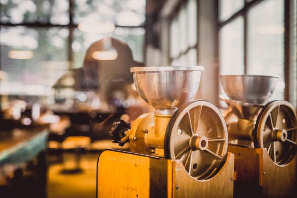 Zwei Mühlen im Gewürzladen in Bad Endorf.